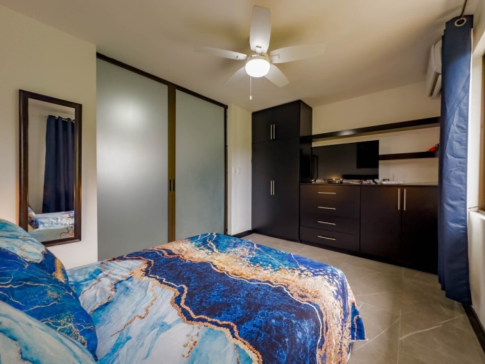 Marina Loft 307- Beautiful Renovated Studio 1 Bed in Playas del Coco