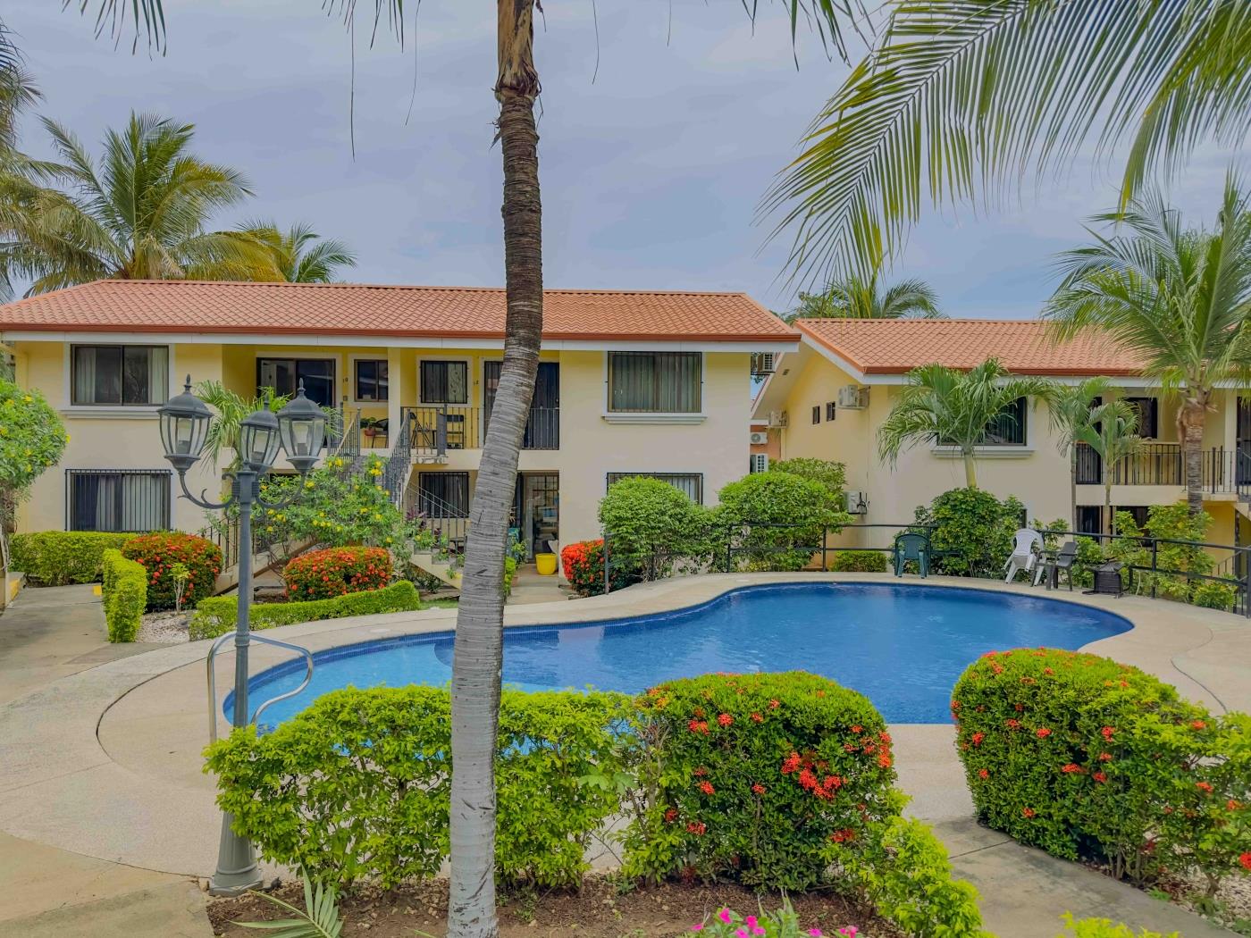 Tropical Waves #1 2 bedrooms 2 baths in Las Palmas en Playas del Coco