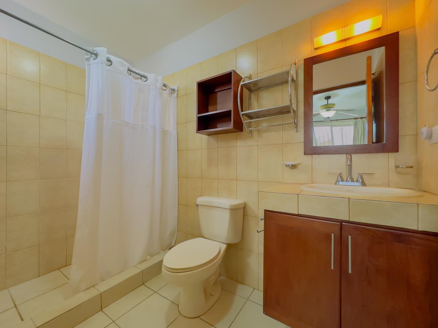 Green Turtle 1 Ground Floor 2 Bed 2 Bath in Las Palmas in Playas del Coco