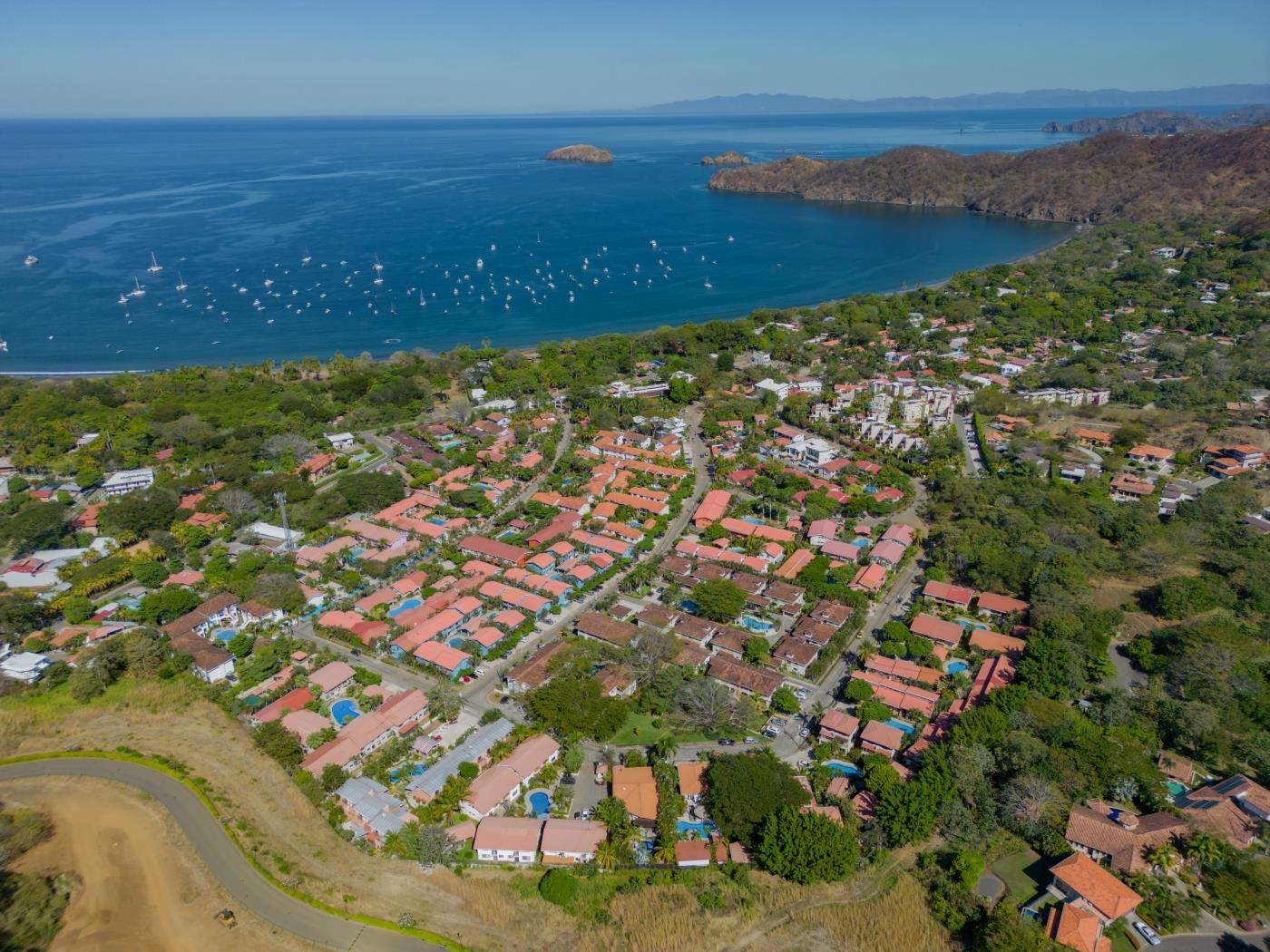 Cormoran A1Condominio de 2 habitaciones con terraza en Playas del Coco