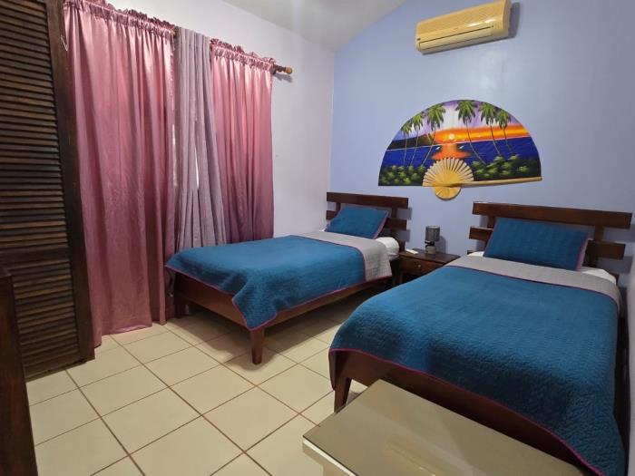 Cormoran A2 2 bed 2 Bath Condo In las Palmas in Playas del Coco