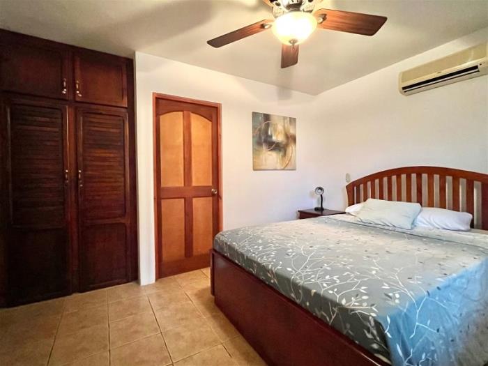 Marine Sunset #7 2 bed 2 bath Groud Floor Condo en Playas del Coco