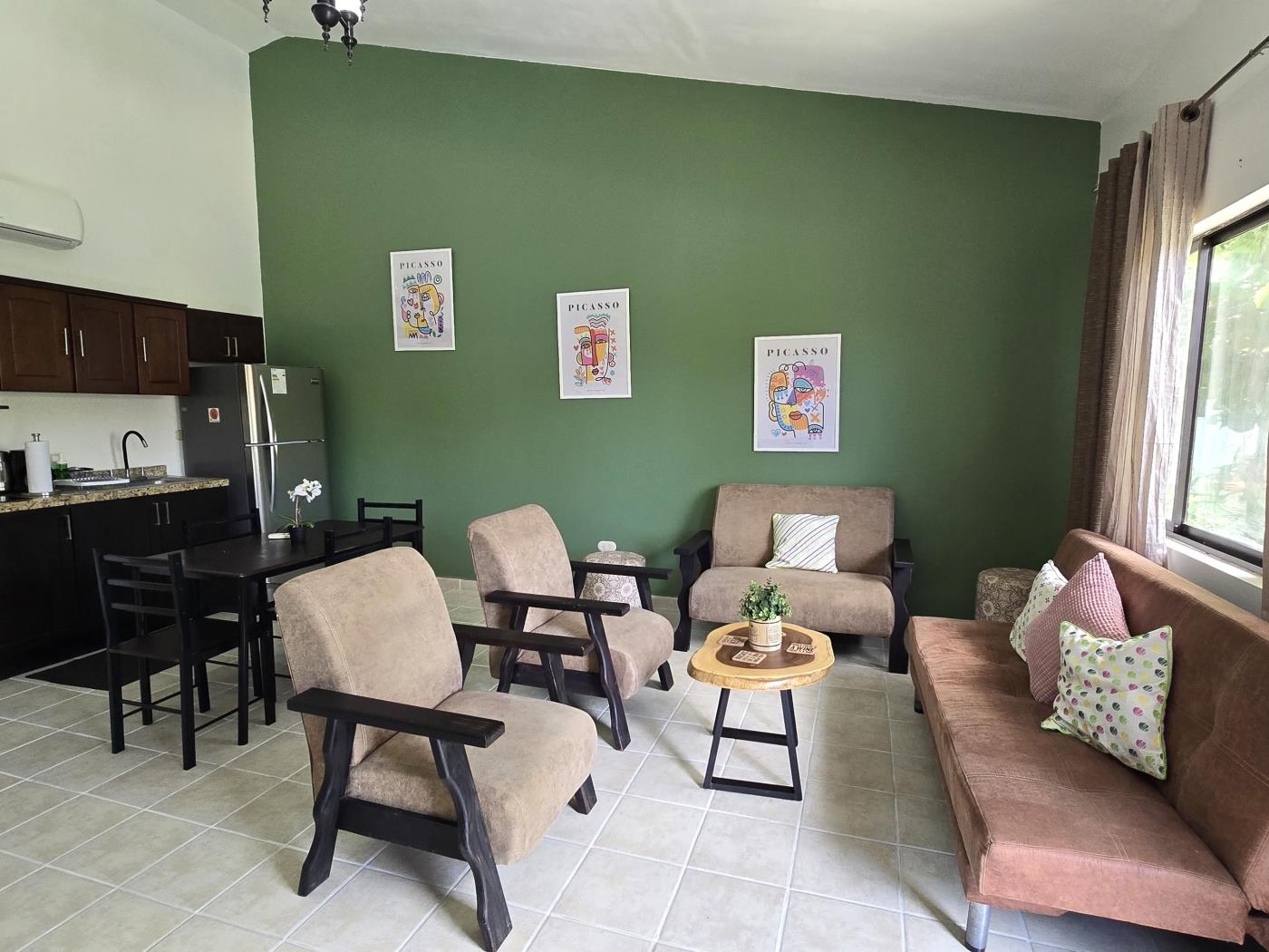 Turquoise #8 Charming 1-Bedroom Condo with Spacious Layout in Playas del Coco