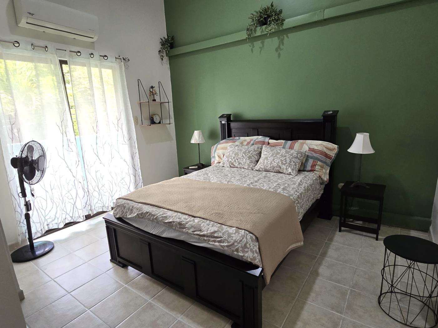 Turquoise #8 Charming 1-Bedroom Condo with Spacious Layout in Playas del Coco