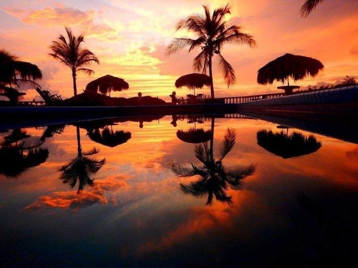 Tucanes #5 2 Bed 1 Bath and Large front Terrace in Playas del Coco