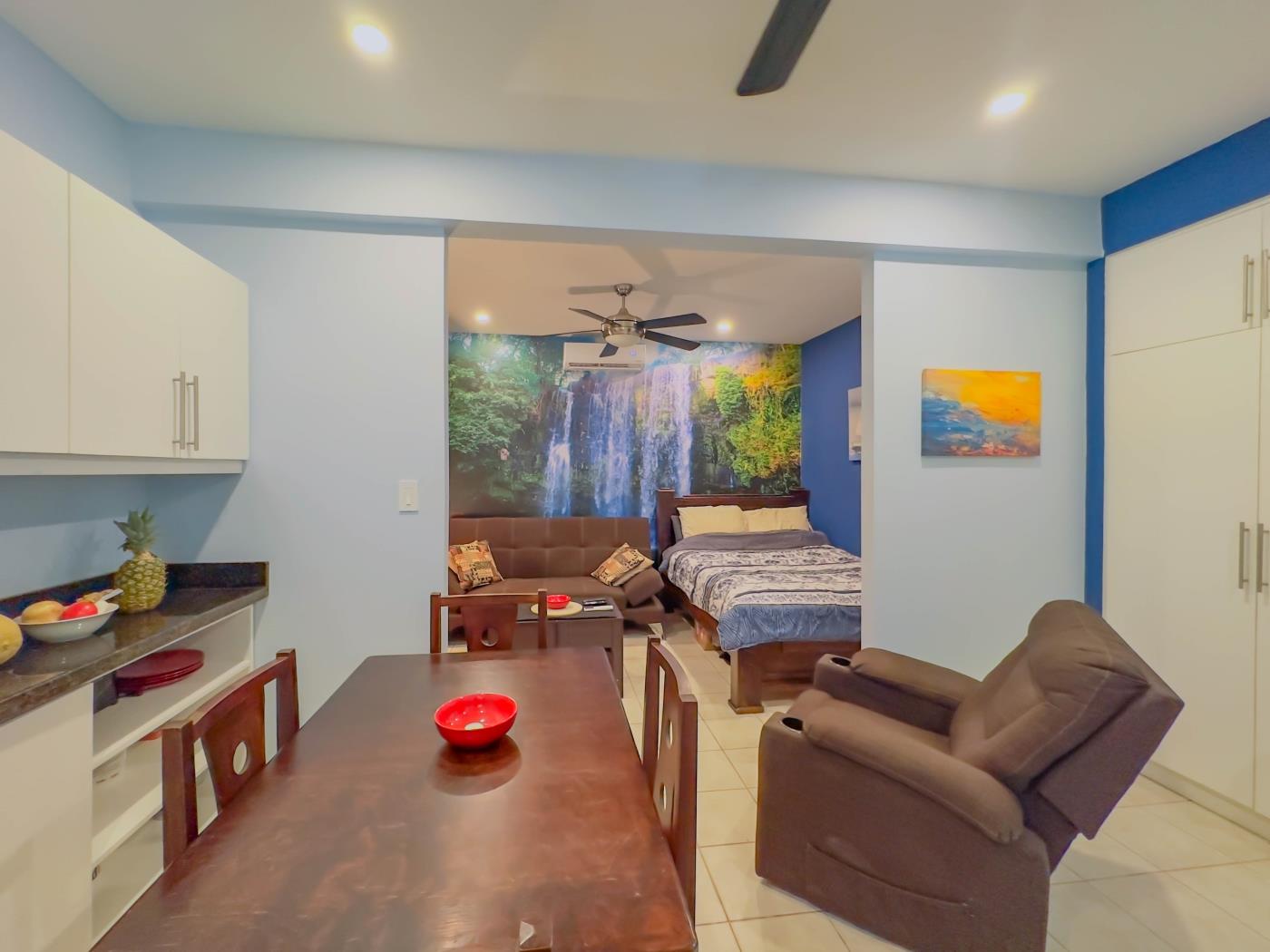 Marina Loft #104 - Ground-Floor Studio! In Playas del Coco in Playas del Coco