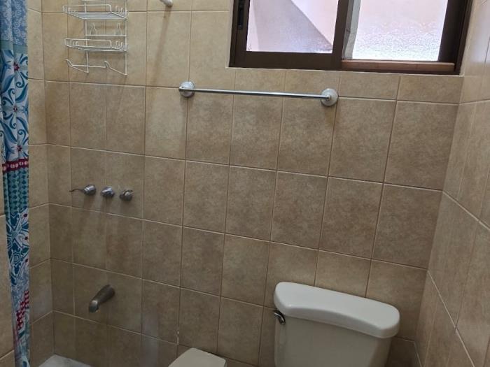 Green turtle # 22 Cozy 2BR Condo Just 10 Minutes from the Beach in Playas del Coco