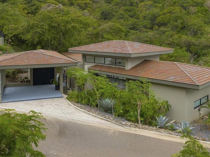 The SEA SALT & SAND House 4 Bed 4 Bath Home in Pacifico in Playas del Coco