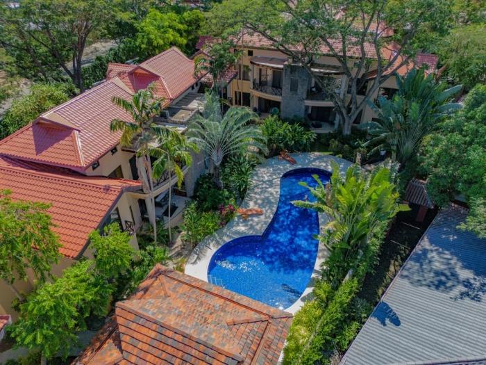 Sombras #704 Beachside Escape Spacious 3BR Condo with Terrace in Playas del Coco